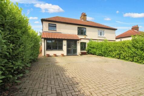 Globe Lane, Blofield, Norwich... 4 bed semi