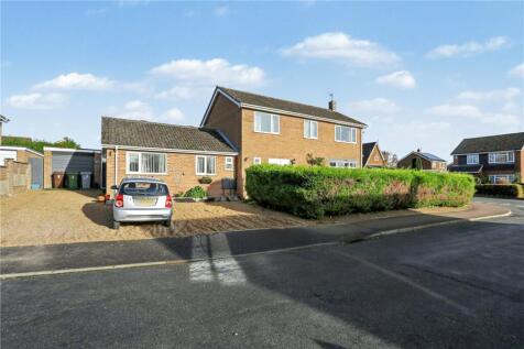 Hunters Close, Blofield, Norwich... 5 bed detached house for sale