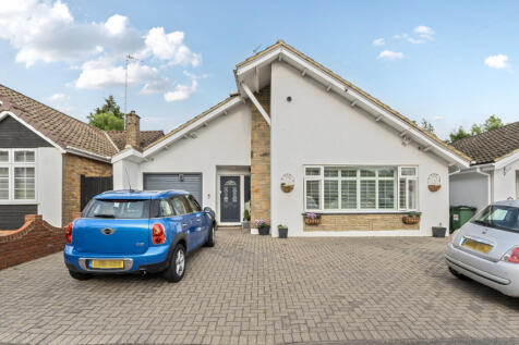 Richmond Gardens, Harrow, HA3 3 bed bungalow for sale