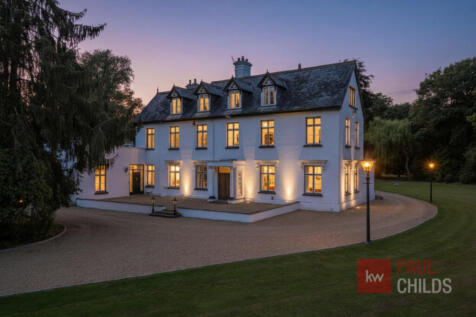 Ascot Road, Holyport, SL6 8 bed detached house for sale