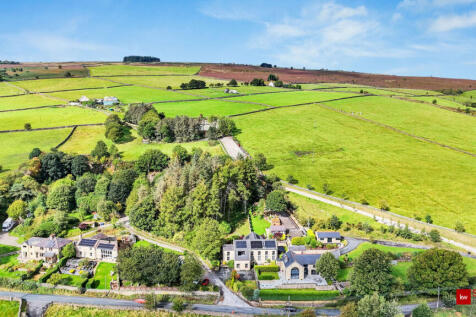 High Lane, Barnoldswick, BB18 4 bed semi