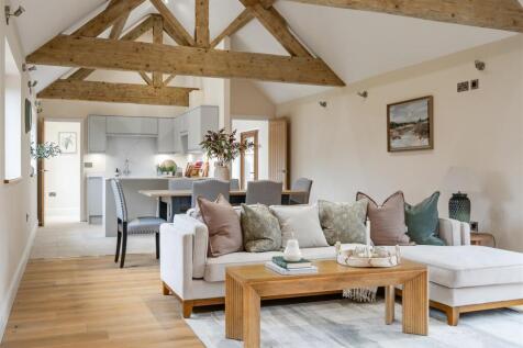 2 bedroom barn conversion for sale