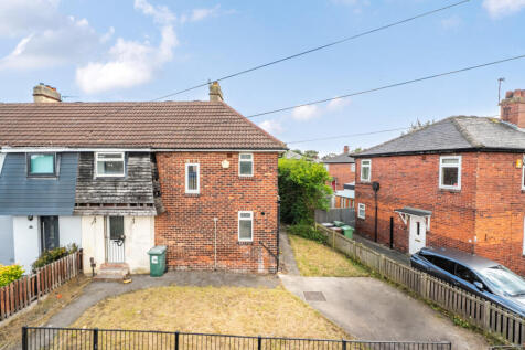 Cragside Walk, Leeds, West Yorkshire... 3 bed semi