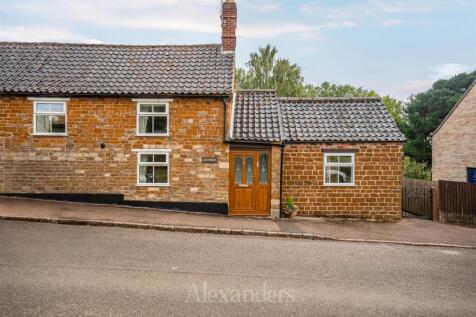 2 bedroom cottage for sale