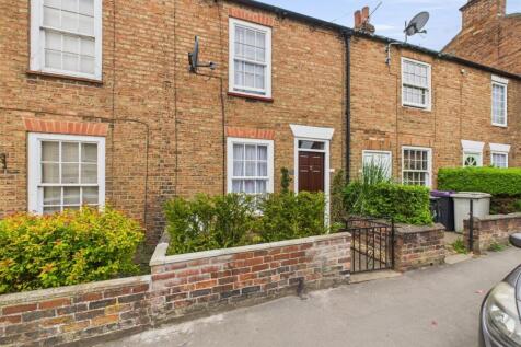 Commercial Road, Louth LN11 2 bed terraced house for sale