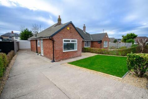 2 bedroom semi-detached bungalow for sale