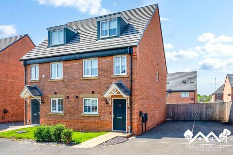 3 bedroom semi-detached house for sale