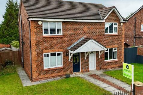 3 bedroom semi-detached house for sale
