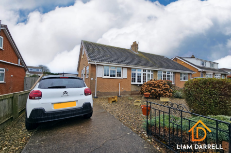 3 bedroom semi-detached bungalow for sale
