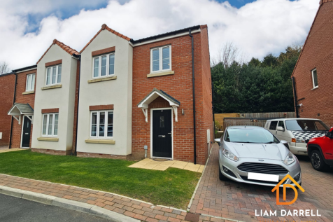 3 bedroom semi-detached house for sale