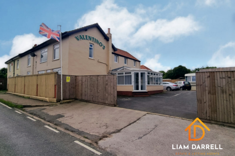 6 bedroom semi-detached house for sale