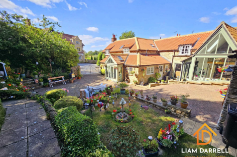 4 bedroom cottage for sale