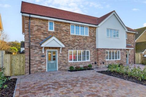 Chilton Close, Penn, Buckinghamshire... 3 bed semi