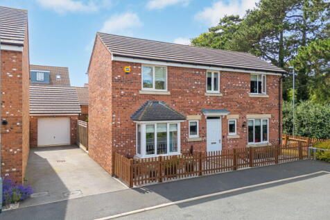 Betournay Close, Wellingborough NN9 4 bed detached house for sale