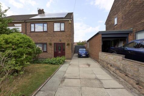 3 bedroom semi-detached house for sale