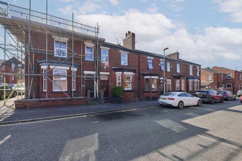4 bedroom terraced house for sale