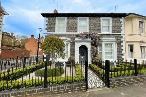 Church Hill, Leamington Spa 4 bed detached house for sale