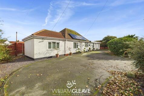 5 bedroom bungalow for sale