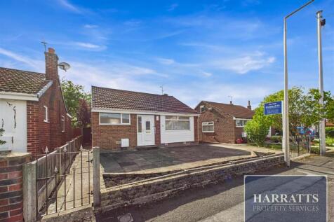 2 bedroom detached bungalow for sale