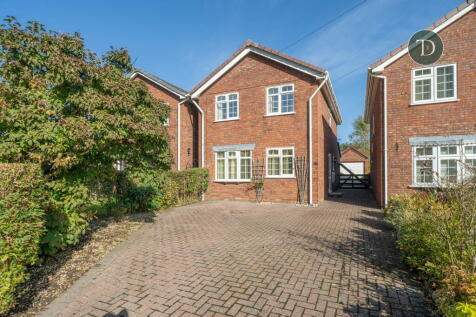 3 bedroom detached house for sale