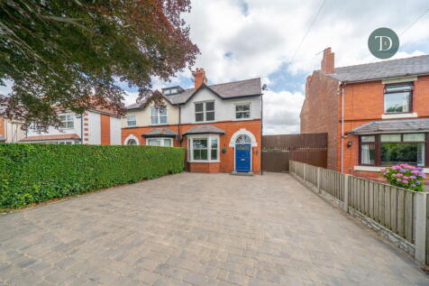 4 bedroom semi-detached house for sale