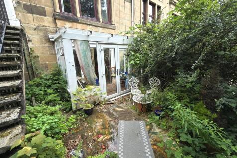 4A Buchanan Gardens, 183 Hamilton... 2 bed flat for sale