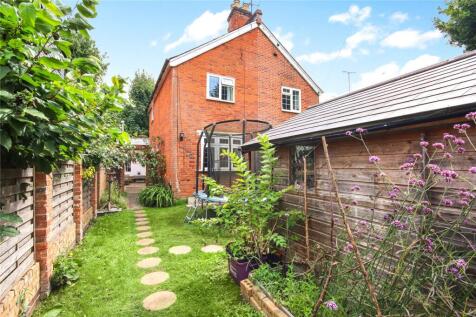 Exchange Road, Sunninghill, Ascot... 2 bed semi