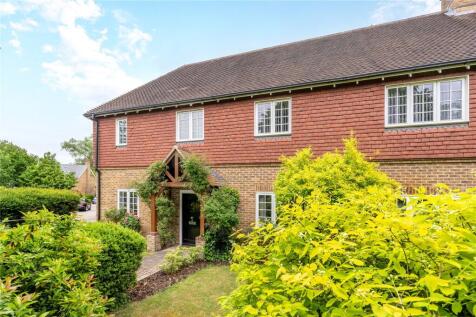 Highgrove Avenue, Ascot, Berkshire, SL5 5 bed detached house for sale