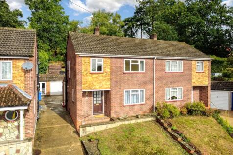 Highfields, Ascot, Berkshire, SL5 3 bed semi