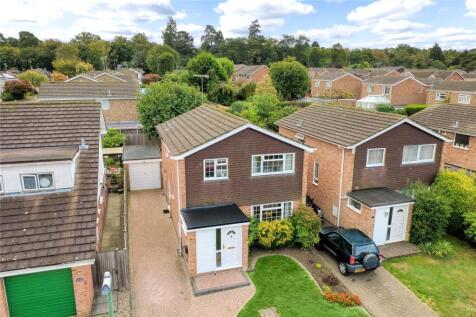 Gainsborough Drive, Ascot, Berkshire... 4 bed detached house for sale
