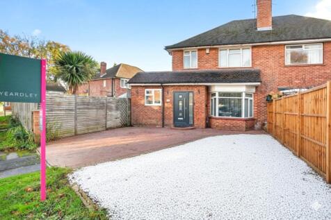 4 bedroom semi-detached house for sale