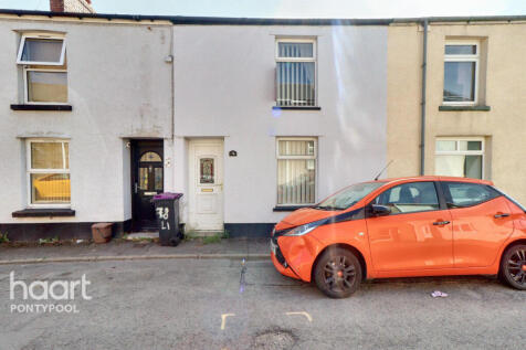 Llanover Road, Pontypool 2 bed terraced house for sale