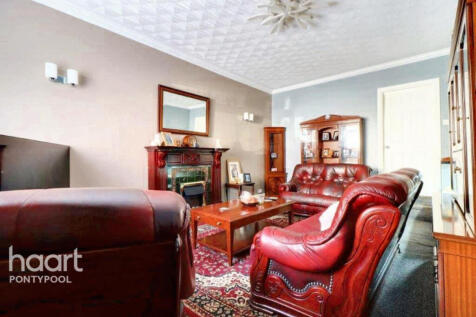 Commercial Street, Pontypool 5 bed detached house for sale