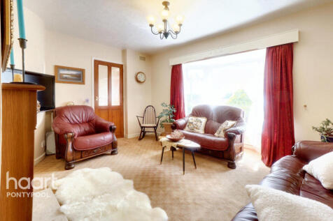 Mount Pleasant, Pontypool 3 bed bungalow for sale