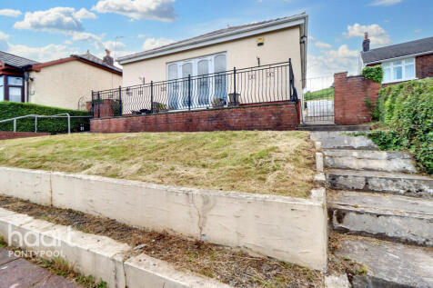 Usk Road, Pontypool 2 bed detached bungalow for sale