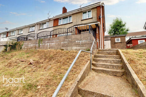 Newman Road, Pontypool 3 bed end of terrace house for sale