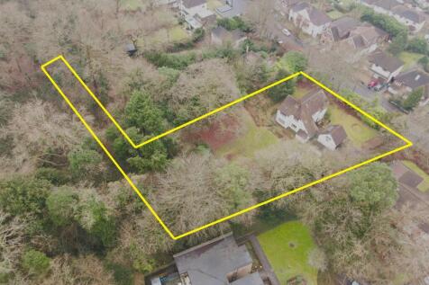 Higher Drive (R), Purley CR8 4 bed property with land for sale