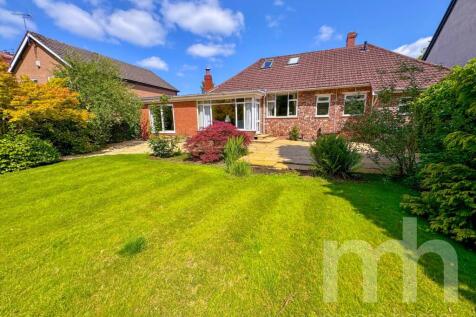 4 bedroom detached bungalow for sale