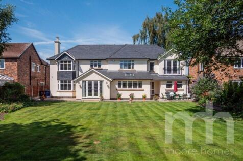 5 bedroom detached house for sale