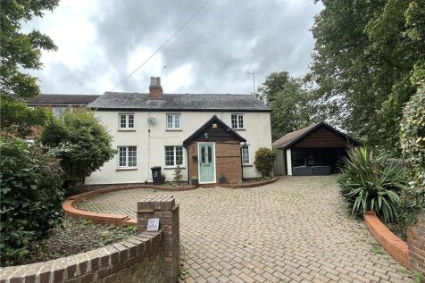 Church Walk, Kempston MK42 5 bed detached house for sale