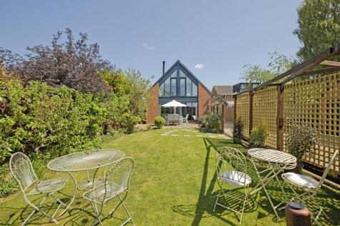 23 a Fairfax Crescent, Tockwith, York 3 bed detached house for sale