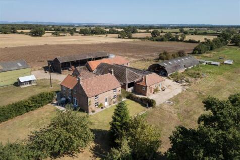 Lodge Farm and Barns, Aldwark, Nr... 5 bed country house for sale