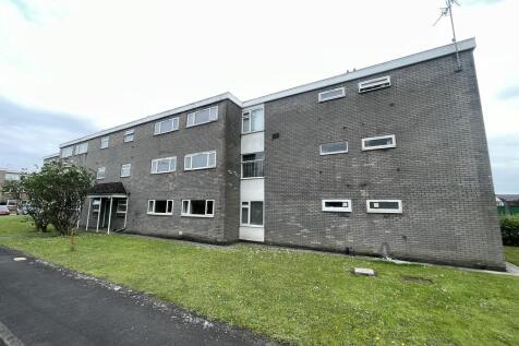 Harlech Court, 14 Curlew Close 1 bed apartment for sale