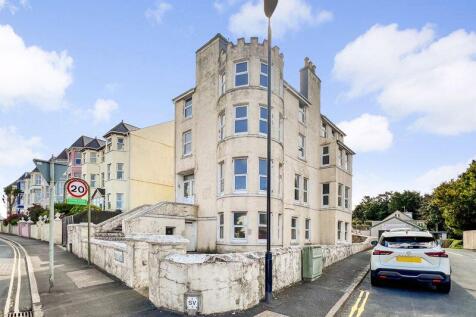 17 bedroom block of apartments for sale