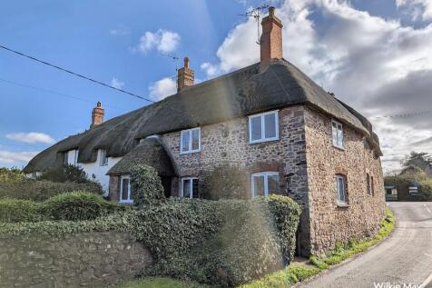 2 bedroom cottage for sale