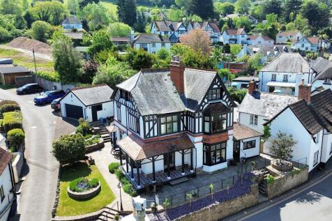 High Street, Minehead TA24 6 bed detached house for sale