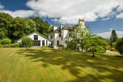 11 bedroom detached house for sale