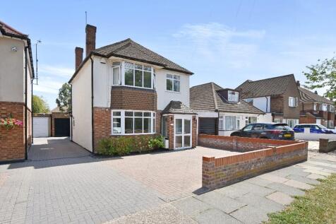 Whiteheath Avenue, Ruislip HA4 4 bed detached house for sale