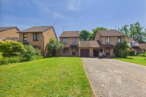 Abbotswood Close, Tadley, RG26 3 bed link detached house for sale