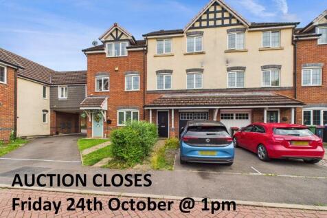 Phoenix Close, Telford TF2 4 bed terraced house for sale